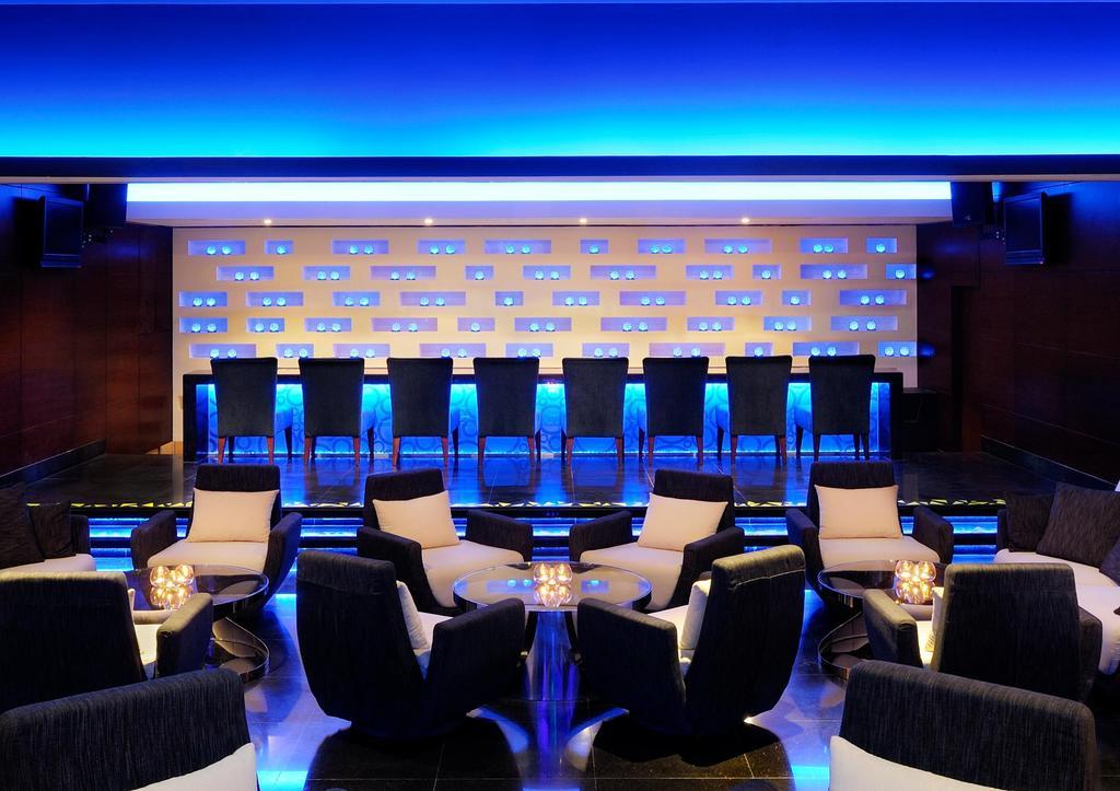 Asiana Hotel Dubai Luaran gambar The bar at the 101 bar