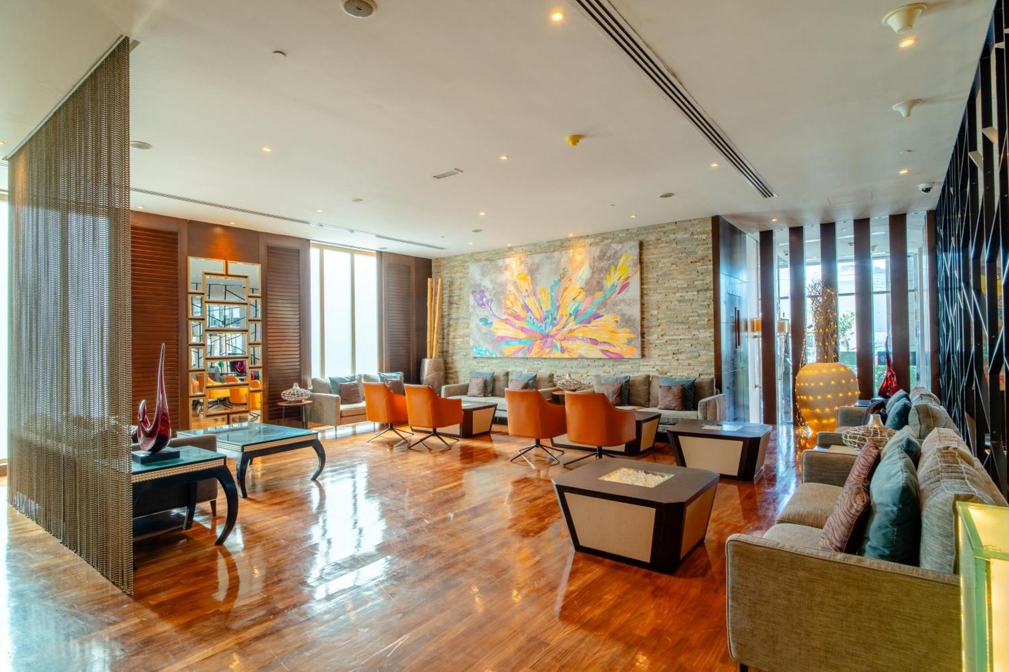 Asiana Hotel Dubai Luaran gambar The lobby of the hotel